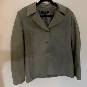 cute green blazer w/ shoulder pads